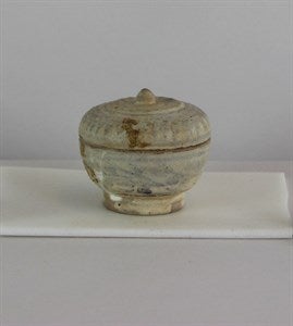 Image description is not available for DU1974.50a-b